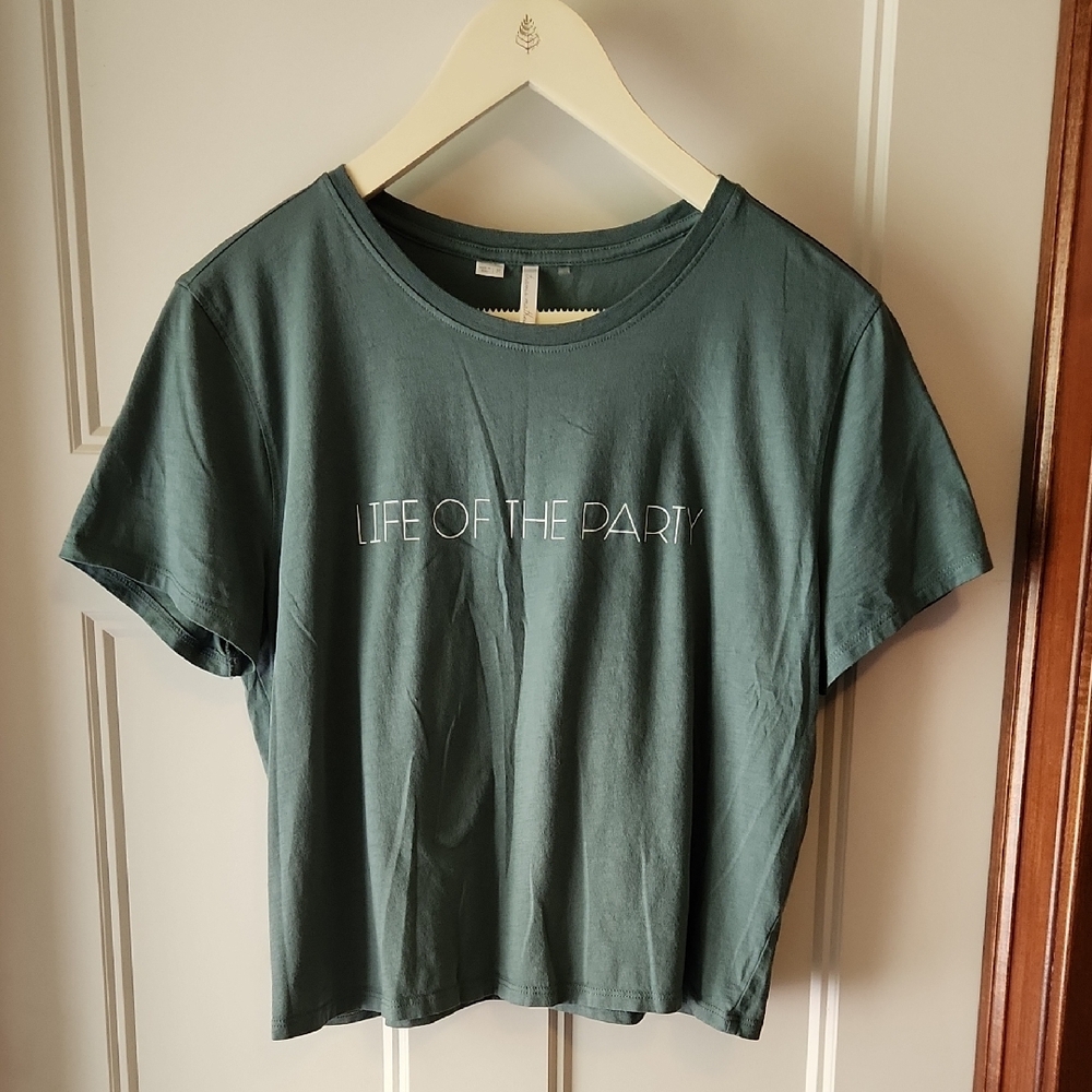 Travis Mathew Green "Life of the Party" Short Sleeve Tee